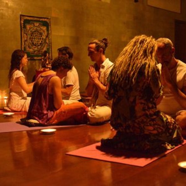 Tantra-Meditation-Healing